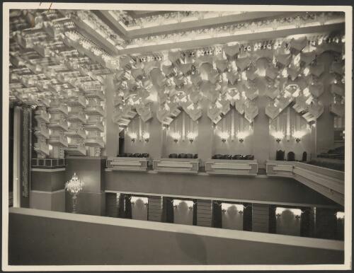 Interior view of ceiling, inside main theatre, Capitol Theatre, Swanston Street, Melbourne, Victoria, 1924, [2] [picture] / [Walter Burley Griffin]