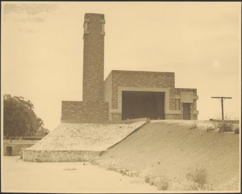 Exterior view of end elevation of incinerator, Thebarton, South Australia [picture] / [Walter Burley Griffin and Eric Milton Nicholls]