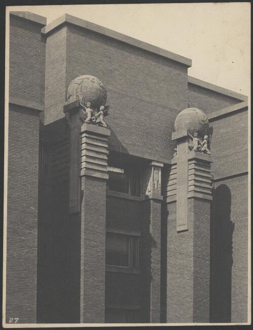 [Detail of the rear elevation of Larkin Office Building, Buffalo, N.Y.] [picture]