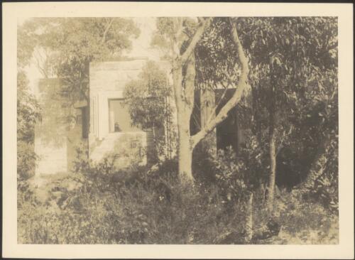 Exterior view of Wilson House, [Castlecrag, Sydney, New South Wales, 1929, 5] [picture]
