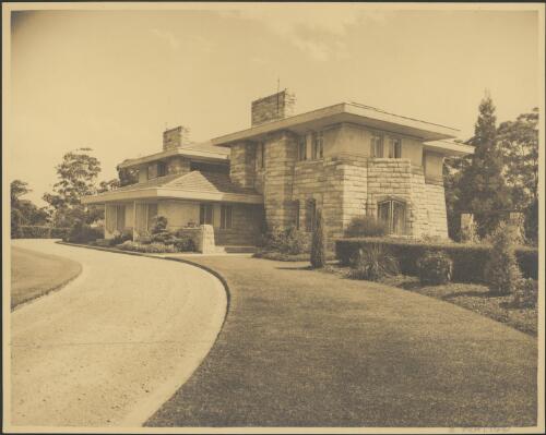 Exterior view of Eric H Pratten Residence, [Pymble, New South Wales, 1] [picture] / Phil Ward
