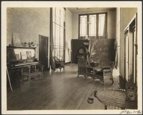 Interior view of Koehne House,Florida, U.S.A. [United States of America, 1] [picture] / Walter Burley Griffin