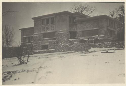 Exterior view of residence of J.E. Blythe, Mason City, Iowa, [3] [picture] / Walter Burley Griffin