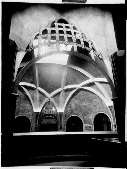 Interior view of Newman College dome, University of Melbourne, Victoria, ca. 1915, [2] [picture] / [Walter Burley Griffin]