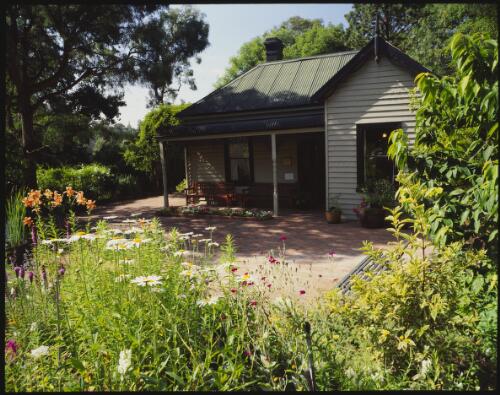 Cottage, Royal Botanic Gardens, Melbourne, Victoria, 1992 [transparency] / Peter Dombrovskis