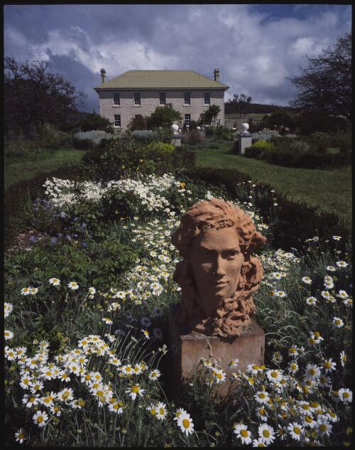 Oakwood Sculpture Garden and Studio, Mangalore, Tasmania, 1993?, 1 [transparency] / Peter Dombrovskis