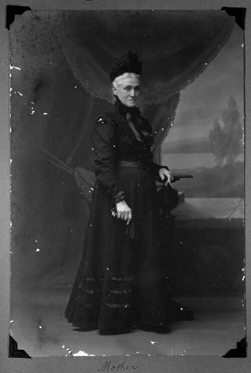Portrait of Sarah Douglas, wife of John Douglas, Queensland politician and grazier, ca. 1900 [picture]