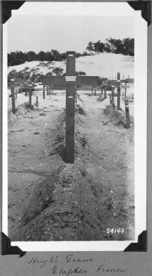 Grave of Hugh Maxwell Douglas, Etaples, France, 1918? [picture]