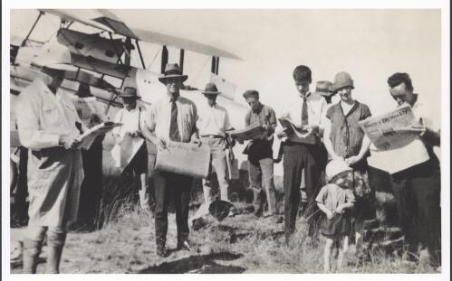 First mail and newspapers delivered by air at Normanton, Queensland, 1927 [picture]