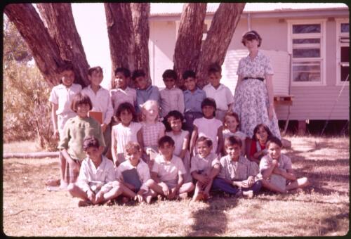 Joyce Wilding's infants class, Murrin Bridge Aboriginal School, New South Wales, November 1962 [transparency] / Phil Wilding