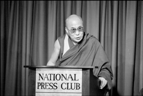 Portrait of the Dalai Lama speaking at the National Press Club, Canberra, 7 May 1992, 3 [picture] / Loui Seselja