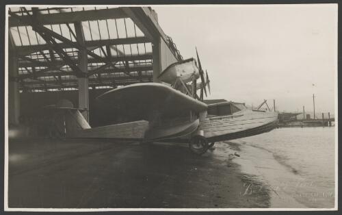 George Matthews collection of aviation photographs, 1925-1939 [picture]