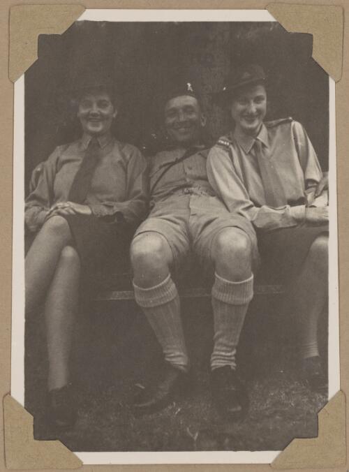Lena, Fred and Daphne, Perth, Western Australia, ca. 1945 [picture] / Alfred Amos