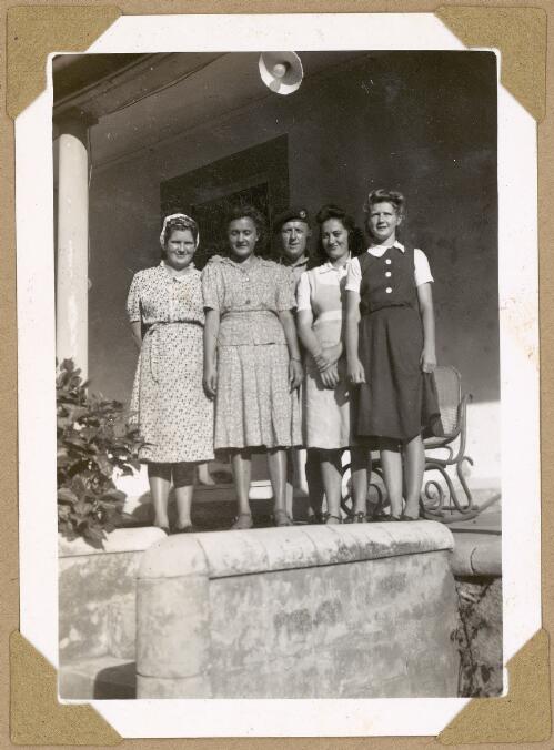 Alfred Amos with four local girls, Norfolk Island, 1946 [picture]
