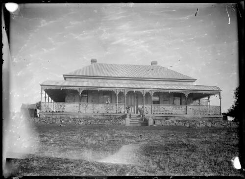 Yathalla Park homestead, Yathella, New South Wales, ca. 1910 [picture] / Abraham Valentine Booth