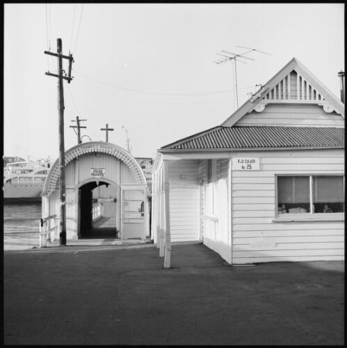 Thames Street Wharf and office, Balmain, New South Wales, ca. 1970 [picture] / Wes Stacey
