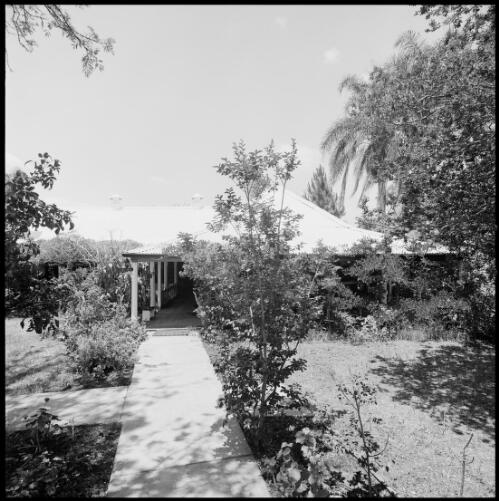 Mundoolun Homestead, Beaudesert, Queensland, ca. 1970 [picture] / Wes Stacey