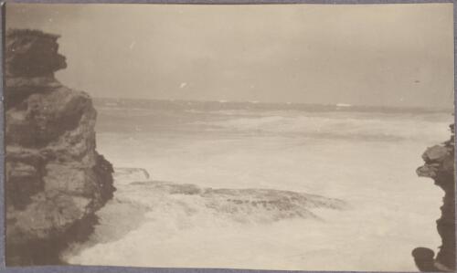 Stormy seas at the West End, Rottnest Island, Western Australia, ca. 1915, 22 [picture] / Karl Lehmann