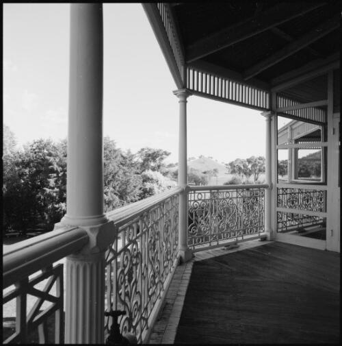 Upper balcony at Belltrees Homestead, Scone, New South Wales, ca. 1970 [picture] / Wes Stacey