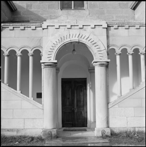 Italianate columns and arches on the entrance to St Mark's Church, Pontville, Tasmania, ca. 1970 [picture] / Wes Stacey