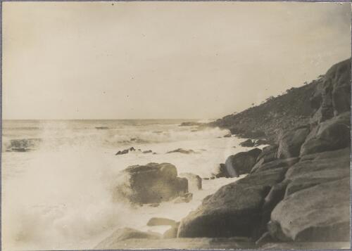 Waves breaking on the rocks, Trial Bay, New South Wales, ca.1917, 2 [picture]