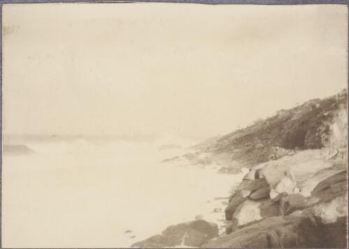 Waves breaking on the rocks, Trial Bay, New South Wales, ca.1917, 3 [picture]