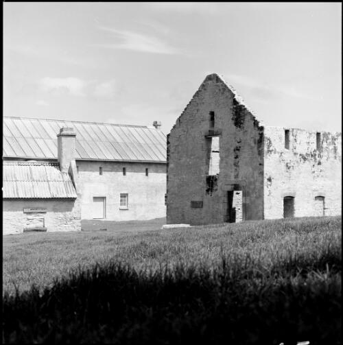 Store house and crank mill building ruins, Kingston, Norfolk Island, ca. 1970 [picture] / Wes Stacey