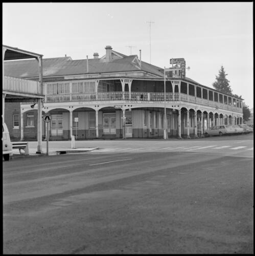 Club House Hotel viewed from across the street, Yass, New South Wales, ca. 1970 [picture] / Wes Stacey