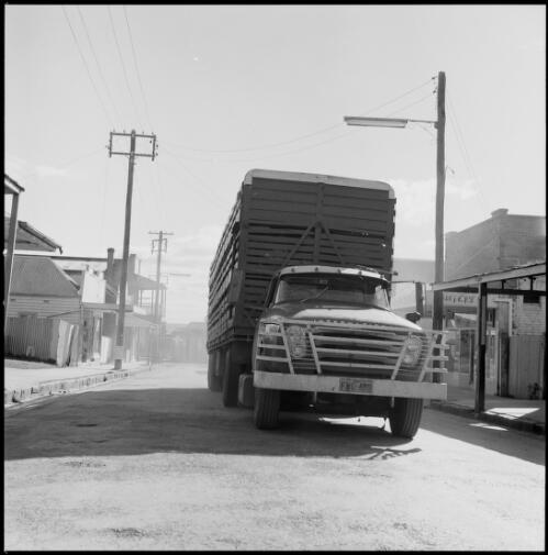 Cattle truck on Mayne Street, Gulgong, New South Wales, ca. 1970, 2 [picture] / Wes Stacey