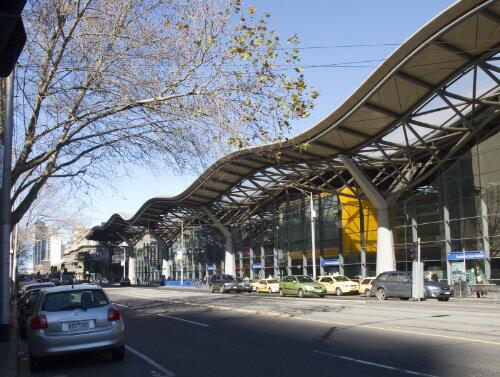 Spencer Street facade of Southern Cross Station, Melbourne, 2010 [picture] / Francis Reiss