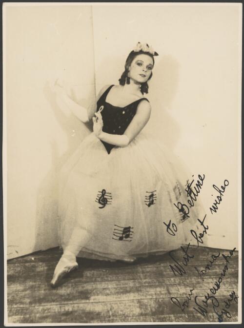 Sonia Woizikovska in costume for Le Cotillon, Monte Carlo Russian Ballet, 1936 [picture] / Leicagraph Pty. Ltd
