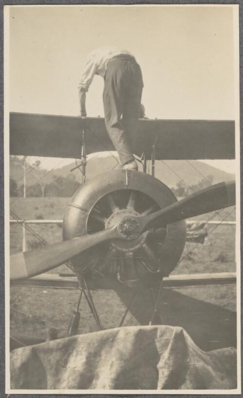 Avro airplane, Gloucester, New South Wales, 6 July 1921 [picture] / Samuel Ware