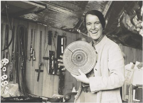 Vivienne Binns in her workshop, Sydney, 1971 [picture] / Douglas Thompson