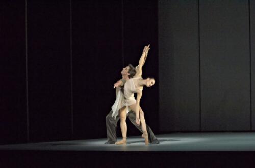 Damien Welch and Olivia Bell of the Australian Ballet in Symphonie fantastique by Kryzsztof Pastor in rehearsal for the Destiny season, State Theatre, the Arts Centre, Melbourne, 2007, 4 [picture] / Jim McFarlane