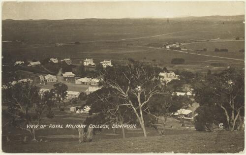 V.G. Marshall collection of early Canberra photographs, 1913 [picture]