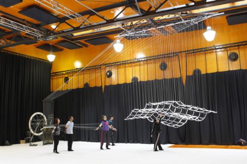 Chunky Move's rehearsal of Connected at their studio, Melbourne, 2011, 5 [picture] / Jeff Busby