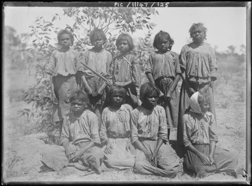 Group portrait of Aboriginal girls at Hermannsburg Lutheran Mission Station, Northern Territory, 1911 [picture]
