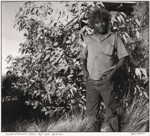 Portrait of Morris Gibson Tjapaltjarri, Kintore, Northern Territory, approximately 2000 / Joyce Evans