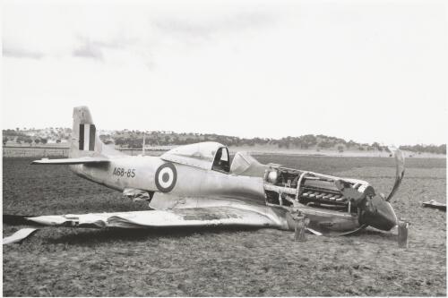 Crashed Mustang airplane at the RAAF Base Fairbairn, Canberra, 1951 / Douglas Thompson
