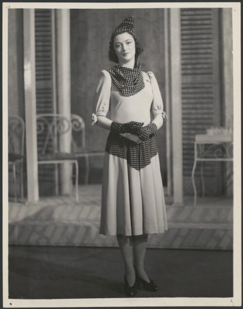 Olive Kingette in the J.C. Williamson production of Let's Face It, 1943 [picture] / S.J. Hood