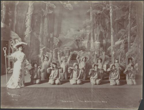 Unidentified actress and girls chorus in Zanzibar [musical number] in the New York production of The medal and the maid, act 2, a wild territory in the island of Karagovina, 1904 [1] [picture] / Byron