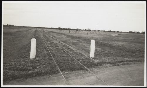 Railway track on the Robinvale, Victoria to Euston, New South Wales line, 1948 [picture]