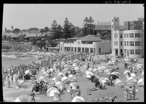 Cronulla Beach, NSW [picture] / [Frank Hurley]