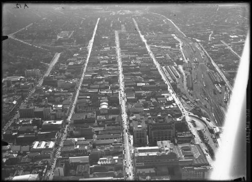 Against the light looking down Murray Street [Perth, Western Australia] [picture] / [Frank Hurley]