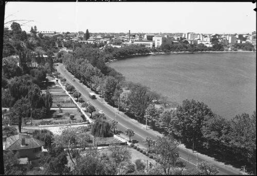 Perth from Kings Park, Mounts Bay Road in foreground [Western Australia] [picture] / [Frank Hurley]