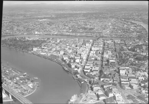 Aerial, Brisbane and river [Queensland] [picture] / [Frank Hurley]