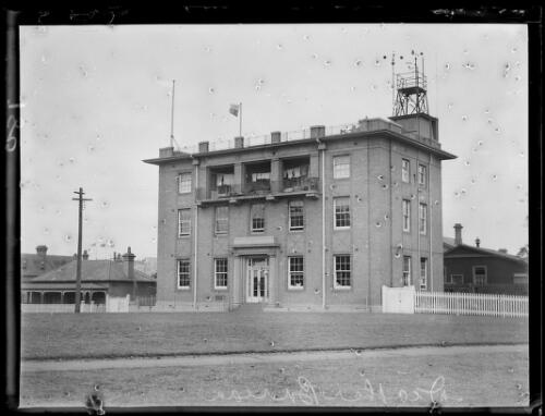 Weather Bureau building, Sydney, 25 June 1932 [picture]