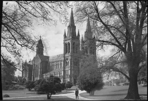 [St Peter's Cathedral, Adelaide, South Australia,1] [picture] / [Frank Hurley]
