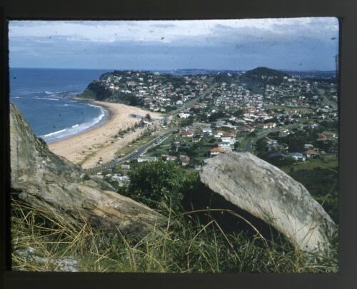 Newport, Sydney, New South Wales [2] [picture] / [Frank Hurley]