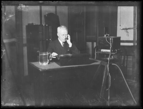 Sir Charles Lloyd Jones at his desk, New South Wales, 11 July 1932, 3 [picture]